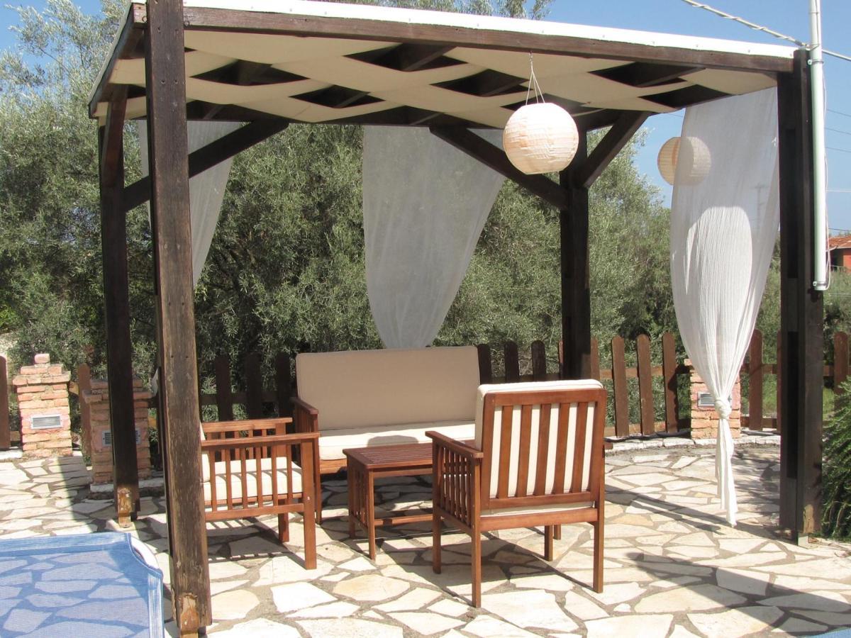 Ithaki Holidays Frinion Exterior photo