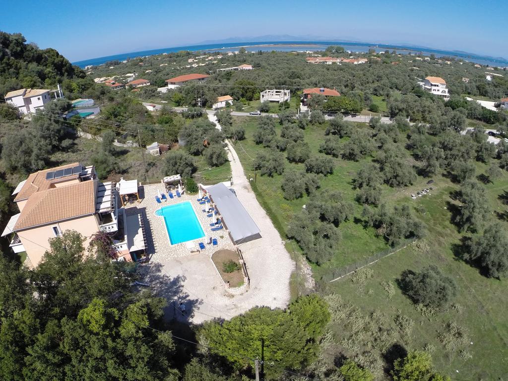 Ithaki Holidays Frinion Exterior photo
