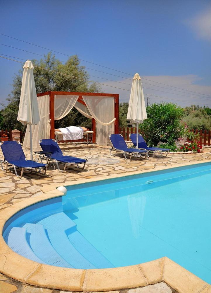 Ithaki Holidays Frinion Exterior photo