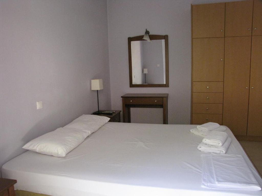 Ithaki Holidays Frinion Room photo