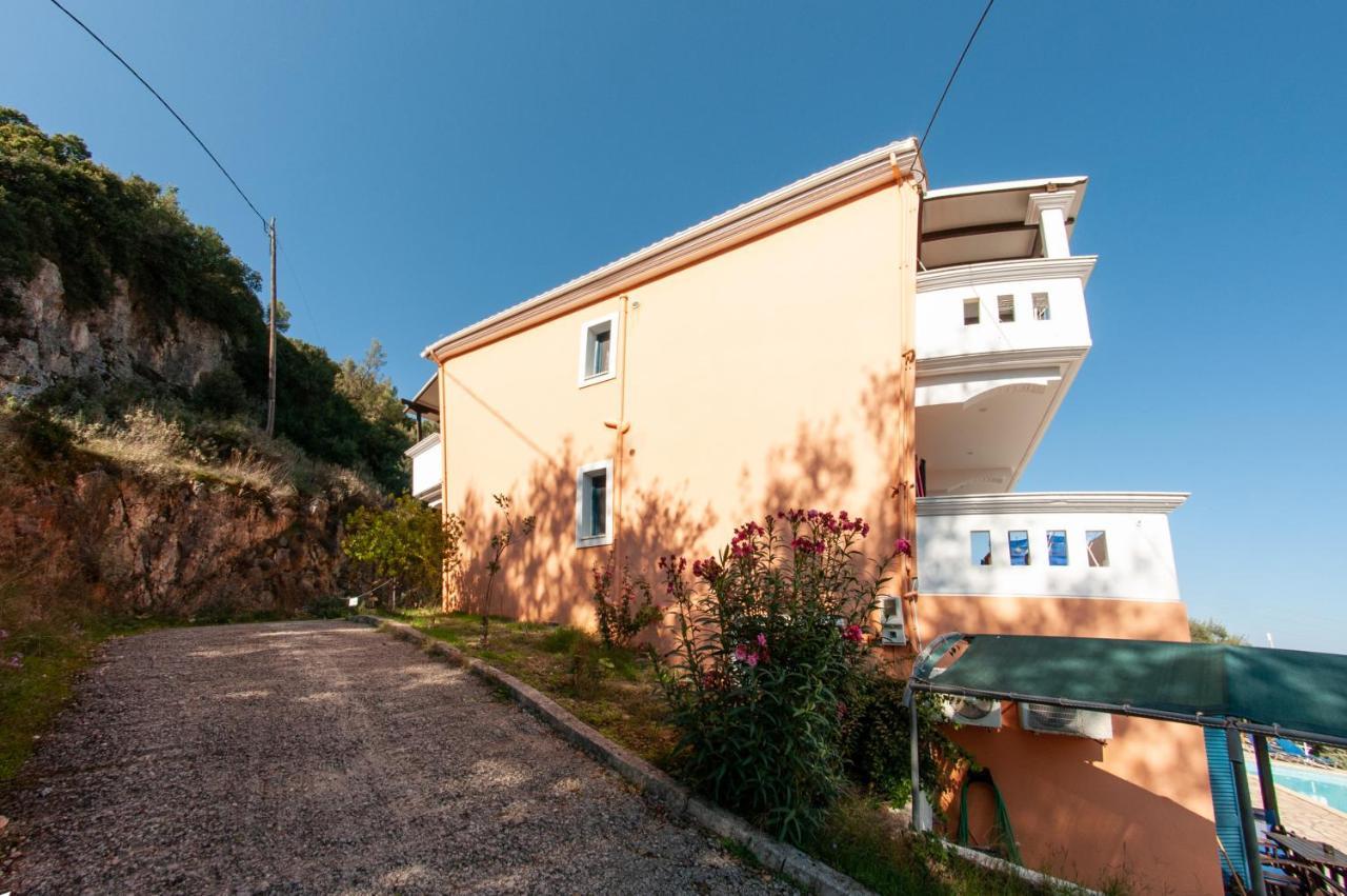 Ithaki Holidays Frinion Exterior photo