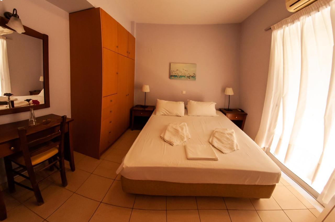Ithaki Holidays Frinion Exterior photo